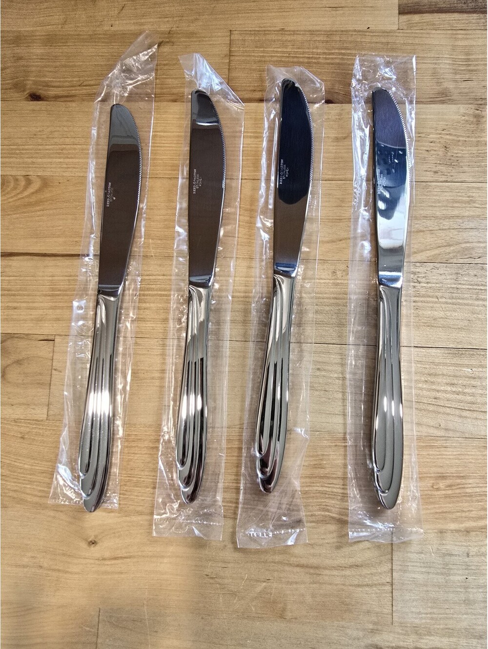 Reed & Barton Elise Stainless Flatware KOREA H6217 NOS set of 4 Dinner Knives